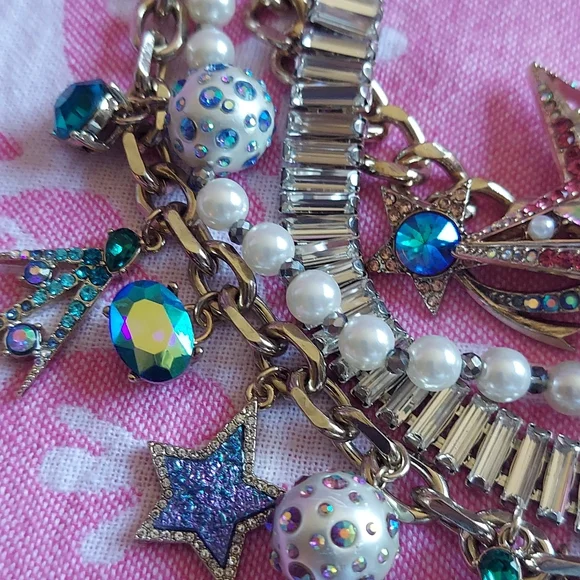 NWT Betsey Johnson CELESTIAL STARLET DRAMA NECKLACE - Picture 10 of 15